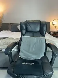 DimitriSullivan_ webcam model stream image