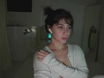 -Madi- webcam bongacams model stream image