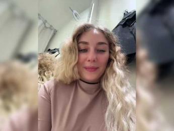 JJane- webcam bongacams model stream image