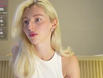 yournaughtymiss webcam model stream image