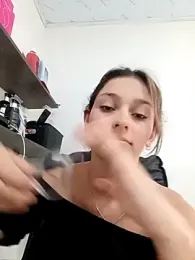 Ary-18 webcam model stream image