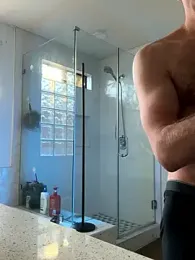 El_Gizmo webcam model stream image