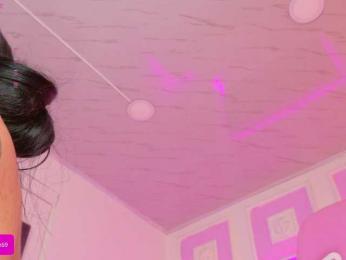 Violetlane webcam bongacams model stream image