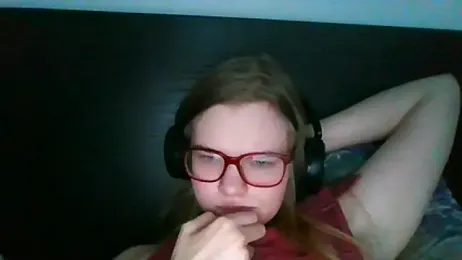 Moonolighta webcam model stream image