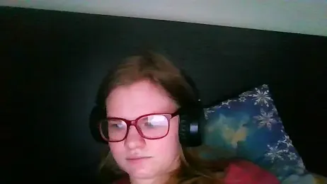 Moonolighta webcam stripchat model stream image