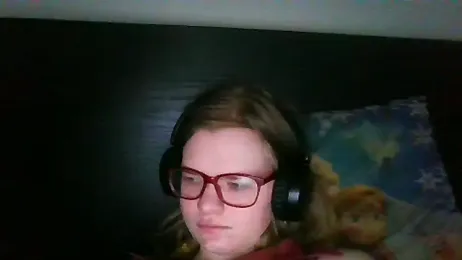 Moonolighta webcam model stream image