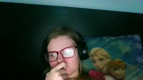 Moonolighta webcam model stream image