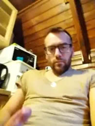 tomee83 webcam model stream image