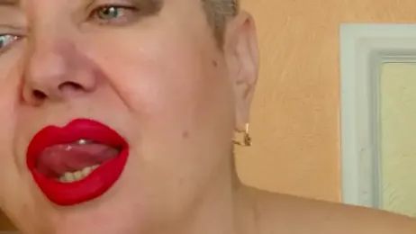 LadyPosh webcam model stream image