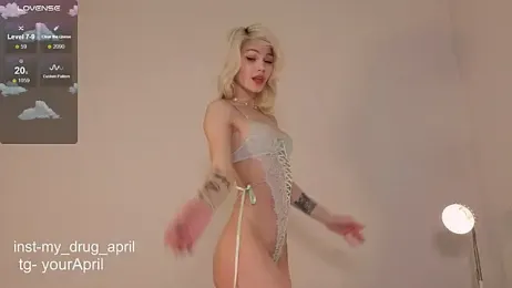 MyApril webcam model stream image