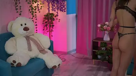 TheAyana webcam model stream image