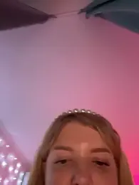 OdriOlsens webcam model stream image