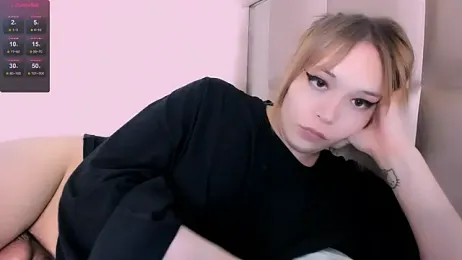 fem_to webcam model stream image