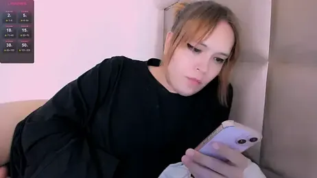 fem_to webcam model stream image