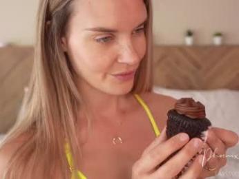 phoenix_taylor webcam chaturbate model stream image