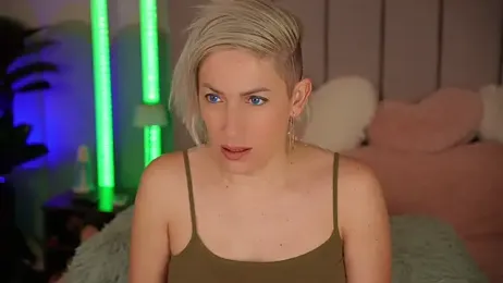 VickySecret96 webcam model stream image