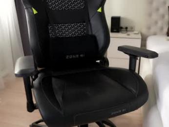 kissing33 webcam model stream image