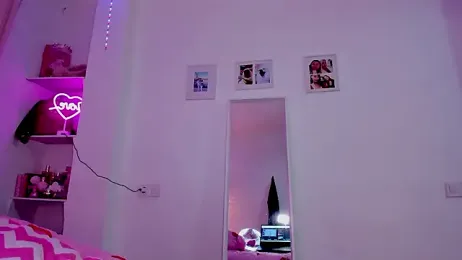 _viioletweekend_ webcam model stream image