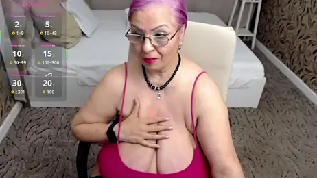 LadyLibely webcam model stream image