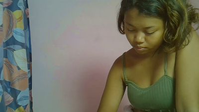 Emiehot webcam model stream image