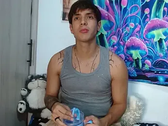 Wolf_light webcam model stream image