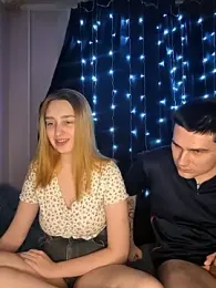 FoxyToxy webcam stripchat model stream image