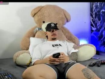 boyc02_ webcam model stream image