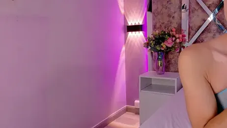 MaxiRogers webcam model stream image