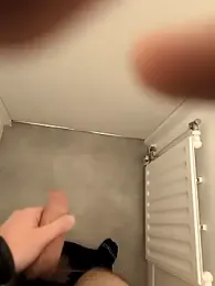 Aslaan34 webcam model stream image