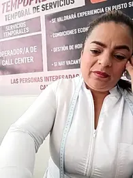 Mia-Glow webcam stripchat model stream image