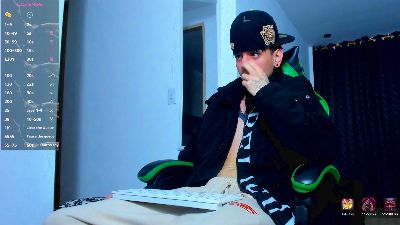 Hardin_bat777 webcam cam4 model stream image