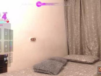 thechicanextdoor webcam model stream image