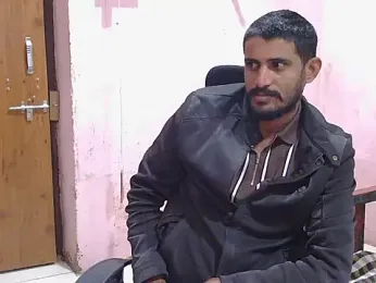 HotXKrish webcam model stream image