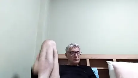 BIGUNCUTHARDCOCK webcam model stream image