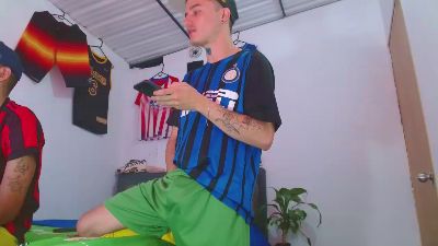 Skinny23cm webcam model stream image