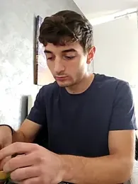 Thelouniost334___ webcam model stream image