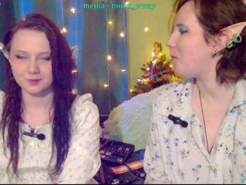 MoonWayWithMemes webcam model stream image
