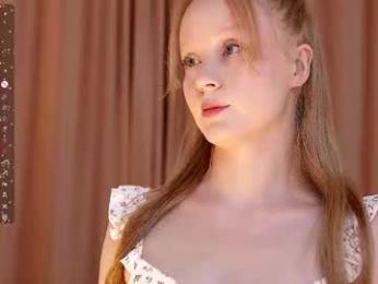 cute_shine webcam model stream image