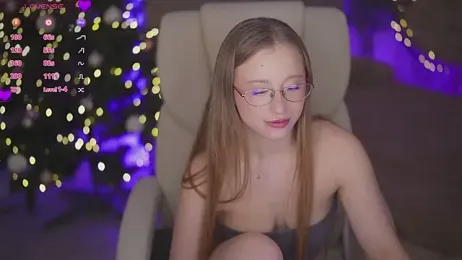 SilverrMoon webcam model stream image