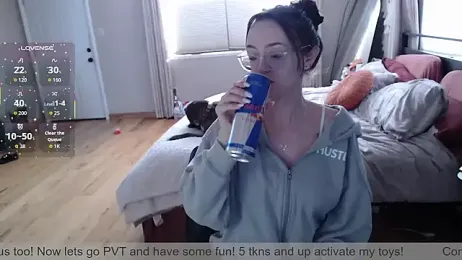 Plantbabeee webcam model stream image