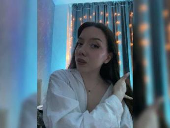 ElliLin webcam model stream image