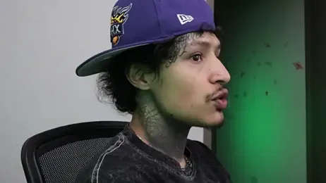 trieone webcam model stream image