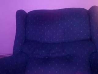 ilikehugeboobs361 webcam model stream image