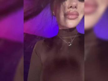 HotGirlEva webcam model stream image