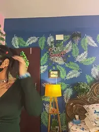 V-Hot-Sweti webcam stripchat model stream image