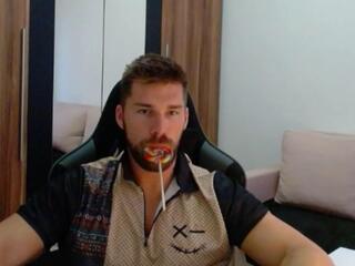 Darius Giles webcam model stream image