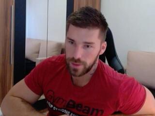 Darius Giles webcam model stream image