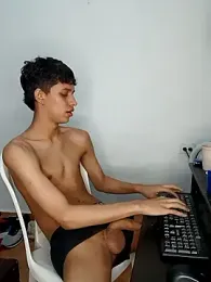 Alayn_sexy_ayes webcam model stream image