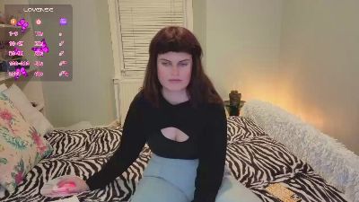 miawallace__ webcam model stream image