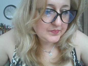 Maria53-5 webcam model stream image